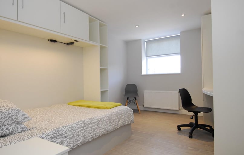 75-77 Cornwall Street, City Centre, Plymouth - Image 1